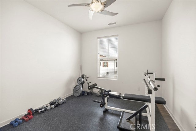 Detail Gallery Image 35 of 49 For 114 Red Brick Dr #1,  Simi Valley,  CA 93065 - 4 Beds | 2/1 Baths