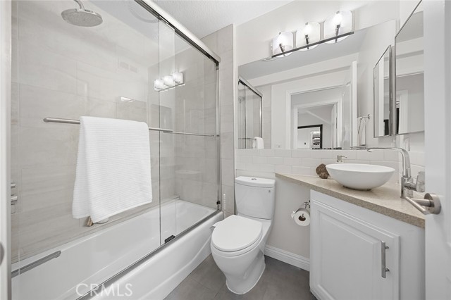 Detail Gallery Image 19 of 35 For 825 W 6th St #3,  San Pedro,  CA 90731 - 3 Beds | 2/1 Baths