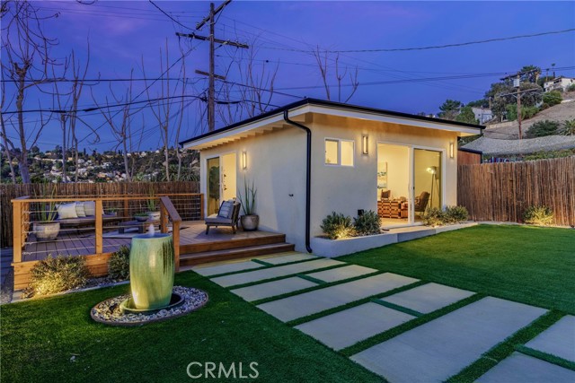 Detail Gallery Image 39 of 58 For 3319 Seymour St, Los Angeles,  CA 90065 - 2 Beds | 2 Baths