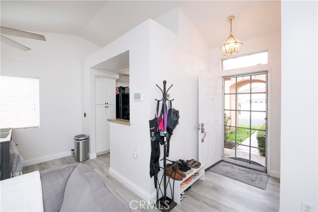 Detail Gallery Image 13 of 47 For 703 Morgan Pl, Corona,  CA 92879 - 2 Beds | 1 Baths