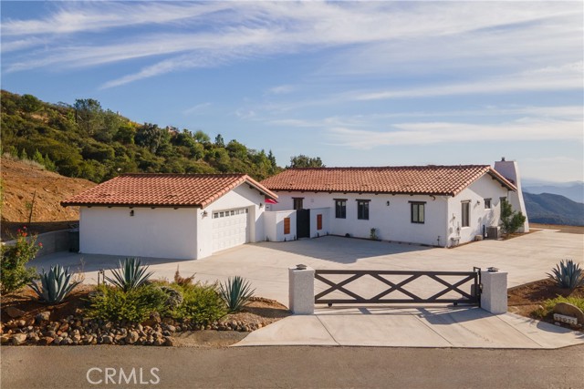 Detail Gallery Image 4 of 60 For 12972 Rancho Heights Rd, Pala,  CA 92059 - 2 Beds | 2 Baths