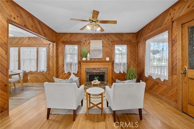 Detail Gallery Image 5 of 35 For 13518 Earlham Dr, Whittier,  CA 90602 - 3 Beds | 2 Baths