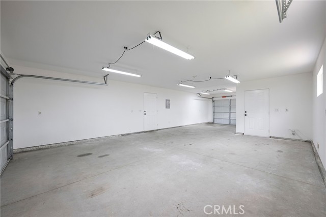 7390 Blackhawk Circle, Buena Park CA: https://media.crmls.org/medias/dbd2468e-ac75-4000-8bbf-9d0062735dc8.jpg