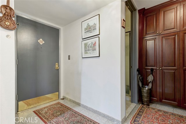 Detail Gallery Image 10 of 35 For 1401 Valley View #206,  Glendale,  CA 91202 - 2 Beds | 2 Baths