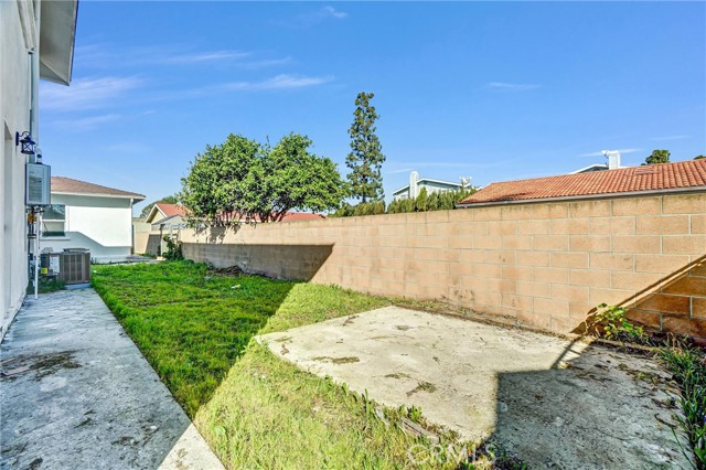 Detail Gallery Image 30 of 57 For 617 W 214th #1/2,  Carson,  CA 90745 - 2 Beds | 1 Baths