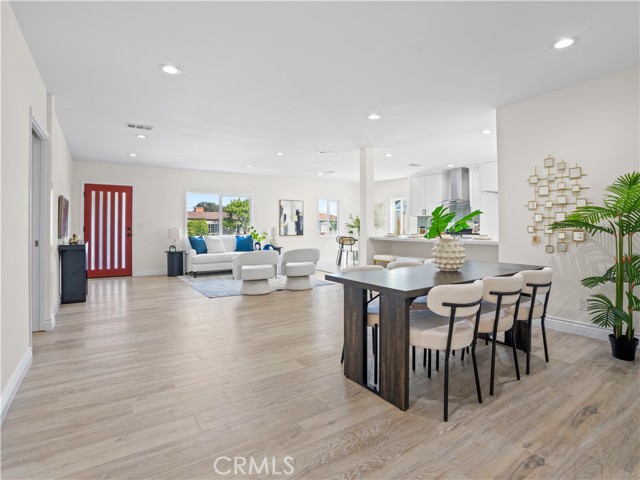 Detail Gallery Image 7 of 43 For 4251 Gundry, Long Beach,  CA 90807 - 4 Beds | 3 Baths