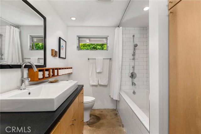 Detail Gallery Image 10 of 35 For 1959 Orange Ave, Costa Mesa,  CA 92627 - 3 Beds | 2 Baths