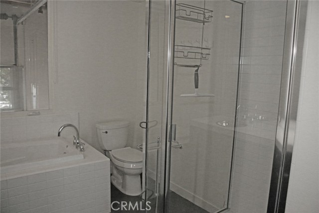 Detail Gallery Image 25 of 34 For 113 E City Place Dr, Santa Ana,  CA 92705 - 1 Beds | 2/1 Baths