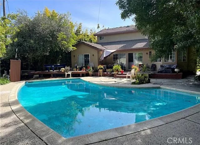 Detail Gallery Image 3 of 60 For 5224 Woodlake, Woodland Hills,  CA 91367 - 4 Beds | 3/1 Baths