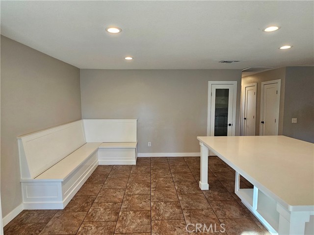 Detail Gallery Image 2 of 19 For 1608 Independence Ave, Redlands,  CA 92374 - 3 Beds | 2 Baths