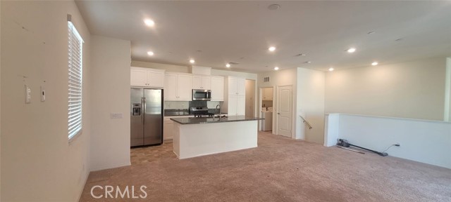 Detail Gallery Image 6 of 7 For 7034 Turin, Corona,  CA 92880 - 2 Beds | 2 Baths