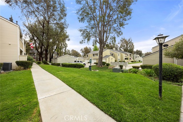 Detail Gallery Image 26 of 30 For 5814 Old Village Rd #216,  Yorba Linda,  CA 92887 - 3 Beds | 2 Baths