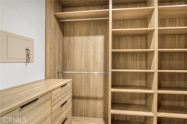 Detail Gallery Image 22 of 43 For 7101 Shadow Ridge Ct, West Hills,  CA 91307 - 3 Beds | 2/1 Baths