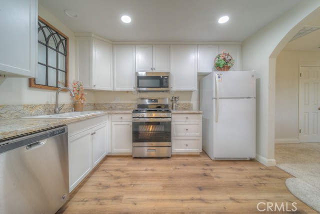 Detail Gallery Image 3 of 50 For 28737 Pebble Beach Dr, Menifee,  CA 92586 - 3 Beds | 2 Baths