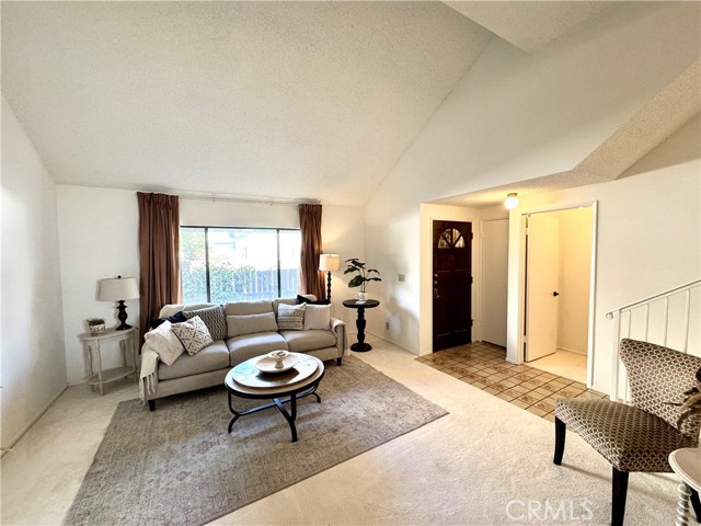 Detail Gallery Image 5 of 29 For 45 Alice St #F,  Arcadia,  CA 91006 - 2 Beds | 2/1 Baths