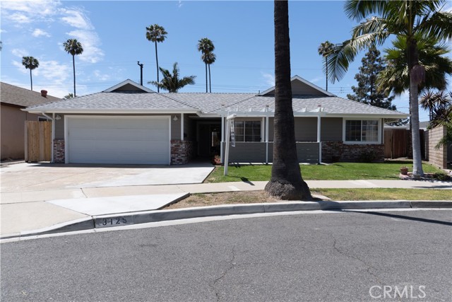 Detail Gallery Image 1 of 1 For 3125 Monroe Way, Costa Mesa,  CA 92626 - 4 Beds | 2 Baths