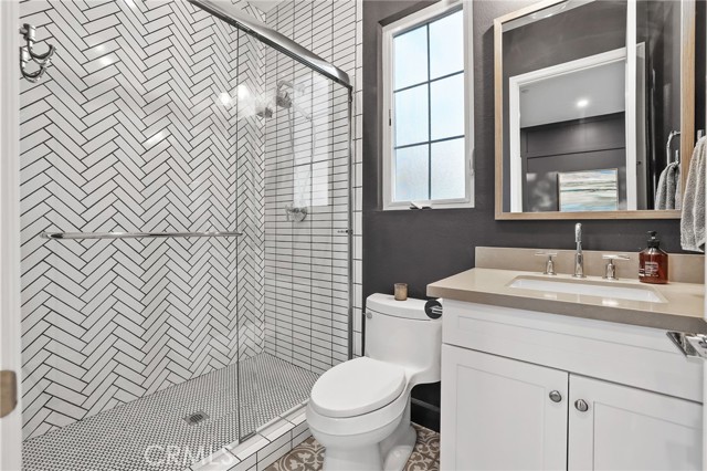 Detail Gallery Image 43 of 73 For 103 Vigna, Irvine,  CA 92602 - 5 Beds | 4/1 Baths