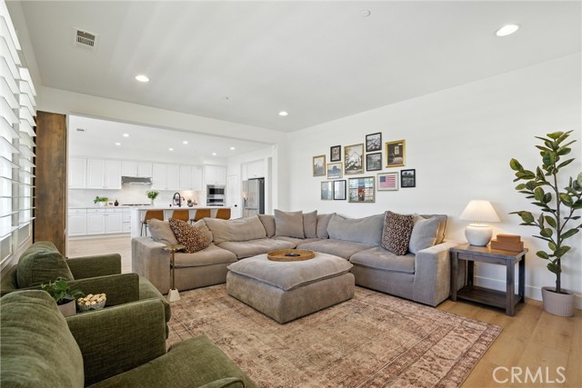 12 Rastro Street, Rancho Mission Viejo CA: https://media.crmls.org/medias/dbd979d7-50dd-4774-a924-9c538d5500b4.jpg