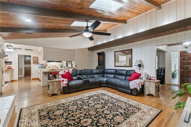 Detail Gallery Image 7 of 36 For 6479 N Blosser, Fresno,  CA 93711 - 4 Beds | 3 Baths