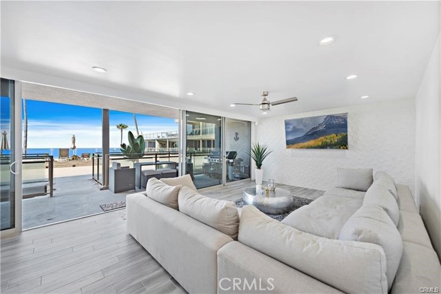 Detail Gallery Image 10 of 20 For 1585 S Coast #47,  Laguna Beach,  CA 92651 - 2 Beds | 2 Baths