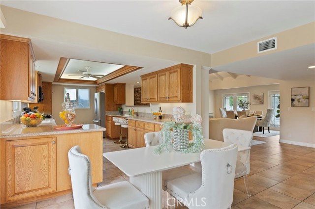 3340 Hillrose Dr, Rossmoor CA: https://media.crmls.org/medias/dbdaa4ce-62b7-4367-aa03-9bc606e10b29.jpg