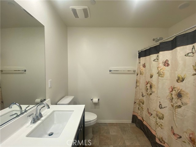 Detail Gallery Image 13 of 14 For 13014 Woodhill St, Victorville,  CA 92392 - 4 Beds | 3 Baths