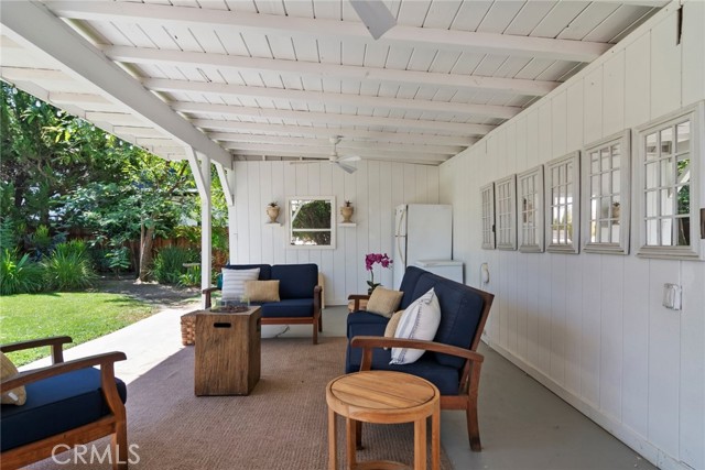 14724 Cumpston Street photo 43