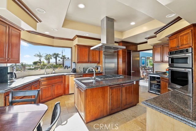 Detail Gallery Image 11 of 45 For 32512 Azores Rd, Dana Point,  CA 92629 - 4 Beds | 2/1 Baths