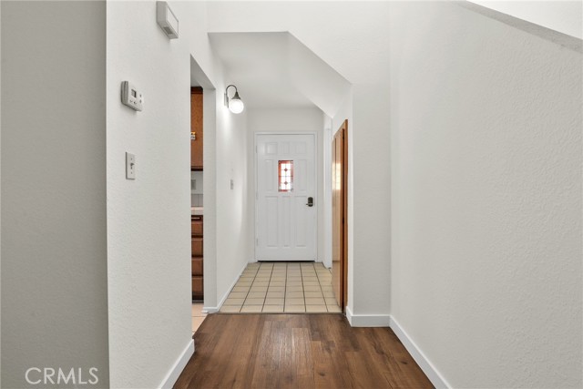 Detail Gallery Image 8 of 43 For 3697 Summer Ln, Baldwin Park,  CA 91706 - 3 Beds | 2/1 Baths