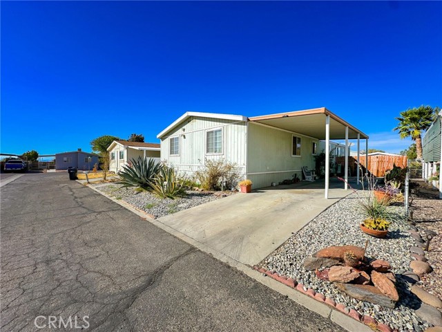 Detail Gallery Image 6 of 43 For 2117 Windflower Dr #108,  Rosamond,  CA 93560 - 5 Beds | 2 Baths