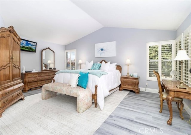 24588 Ebelden Avenue, Newhall CA: https://media.crmls.org/medias/dbdd6fb8-e7c3-4d20-aeb8-d7403a61a193.jpg