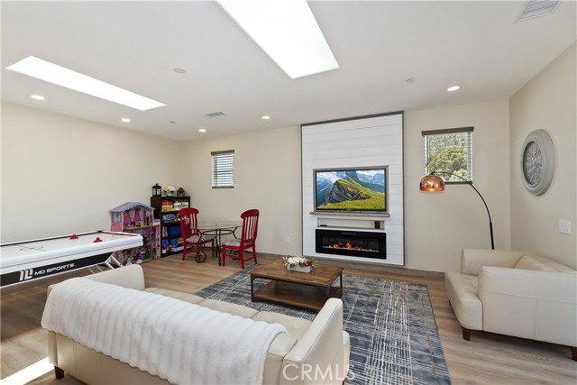 1215 Valley View Drive, Big Bear City CA: https://media.crmls.org/medias/dbde6355-f559-48ad-83d7-4110a19c5c9b.jpg