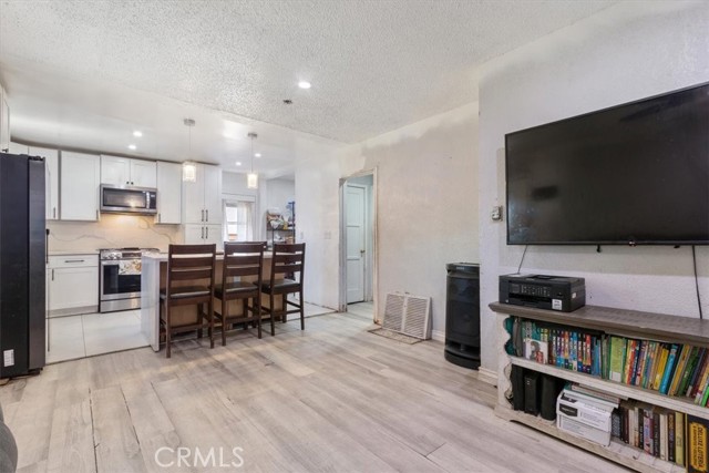 13273 Sunburst Street, Pacoima CA: https://media.crmls.org/medias/dbded0ad-2b57-45bf-868e-83ed7f5aa76c.jpg