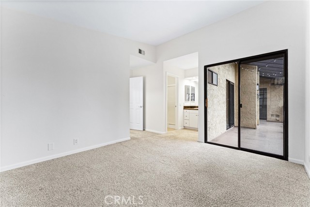 25641 Indian Hill Lane, Laguna Hills CA: https://media.crmls.org/medias/dbdeedb5-2b0f-4edd-8439-65b9f5fbbb99.jpg