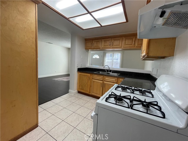 Detail Gallery Image 7 of 26 For 1614 Campus #B,  Ontario,  CA 91761 - 3 Beds | 1/1 Baths