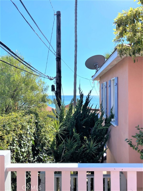 Detail Gallery Image 8 of 31 For 273 Lower Cliff Dr, Laguna Beach,  CA 92651 - 1 Beds | 1 Baths