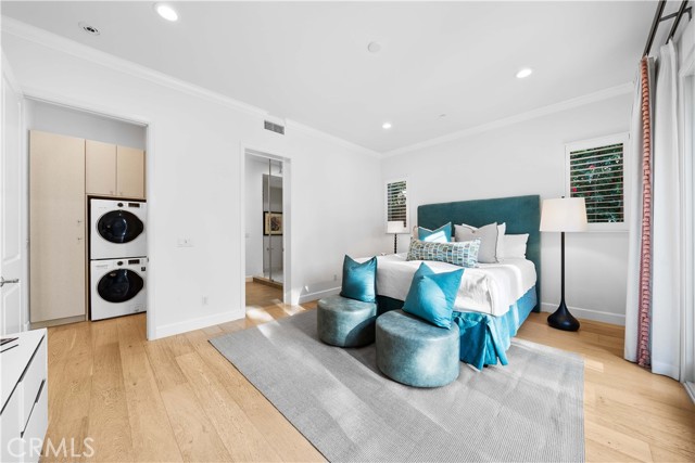 Detail Gallery Image 15 of 62 For 26 Lowland, Irvine,  CA 92602 - 5 Beds | 5/1 Baths