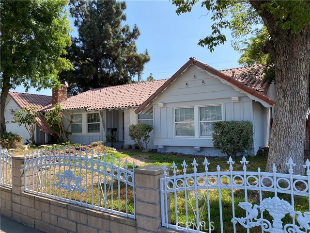 Image 2 for 865 N Pampas Ave, Rialto, CA 92376