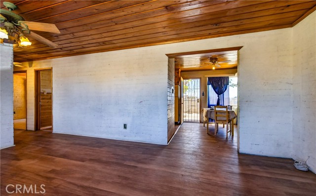 21798 Standing Rock Ave, Apple Valley, CA 92307 photo 14