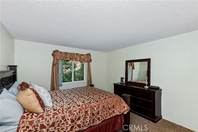 Detail Gallery Image 20 of 34 For 142 Rockledge Ln, Lake Arrowhead,  CA 92352 - 2 Beds | 2 Baths