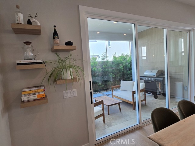 171 Bear Leaf Drive, Lake Forest CA: https://media.crmls.org/medias/dbe2e9ca-0547-4b11-90f1-3638aca53169.jpg