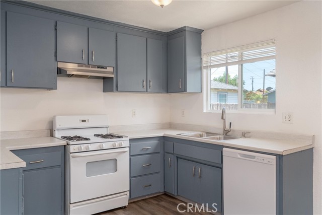 2169 Greenville Street, Oroville CA: https://media.crmls.org/medias/dbe35fb7-bc40-40a9-a0b8-4e47e9330d23.jpg
