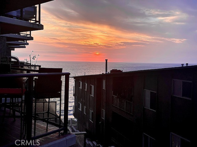 531 Esplanade, Redondo Beach, California 90277, 2 Bedrooms Bedrooms, ,2 BathroomsBathrooms,Residential,Sold,Esplanade,SB22172842