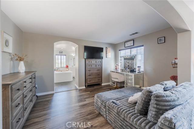 Detail Gallery Image 22 of 32 For 2295 Shanna Carle Dr, Corona,  CA 92882 - 4 Beds | 3/1 Baths