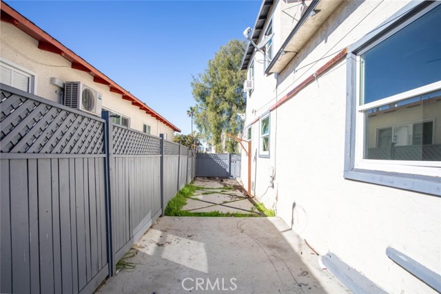 Detail Gallery Image 14 of 22 For 345 N Occidental Bld, Los Angeles,  CA 90026 - 2 Beds | 1 Baths