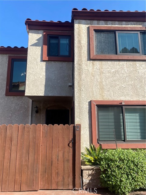 Detail Gallery Image 2 of 32 For 1450 W 146th Street #2,  Gardena,  CA 90247 - 2 Beds | 2/1 Baths