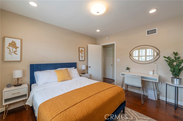 Detail Gallery Image 18 of 41 For 5124 S Corning Ave, Los Angeles,  CA 90056 - 5 Beds | 4 Baths