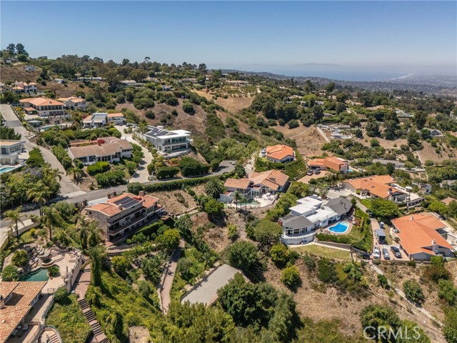 3300 Crownview Drive, Rancho Palos Verdes CA: https://media.crmls.org/medias/dbe68027-9b73-49f8-ba3e-5f7f3e78112b.jpg