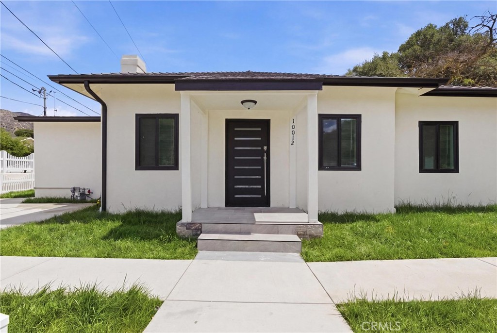 10012 Plainview Avenue
