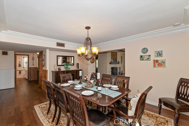 Detail Gallery Image 20 of 49 For 28065 Peninsula, Lake Arrowhead,  CA 92352 - 4 Beds | 3/1 Baths